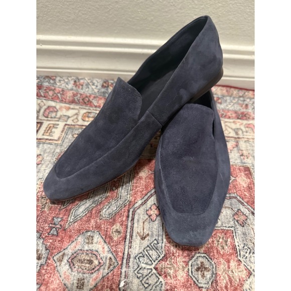 Vince‎ Suede Loafers Navy Blue Square Toe Slip On Flats Women's Size 7.5 - Picture 2 of 6